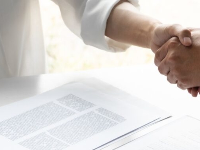 Un accord pour les fictions françaises